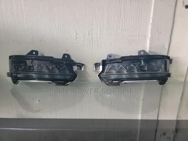 Side Mirror Indicators - thumbnail 2