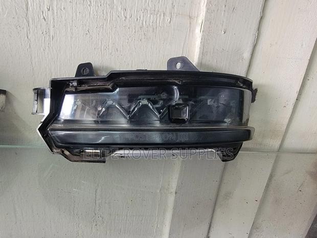 Side Mirror Indicators - thumbnail 4