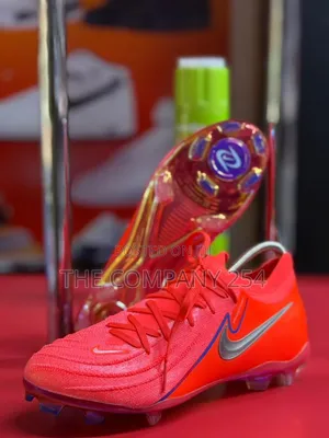 Quality Leather Unisex Crazy First,Predator Nike Soccer Football Shoe