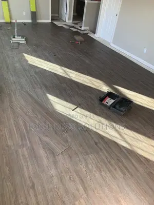 Dry Back LVT Long Lasting Interior Flooring Tiles