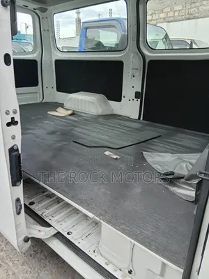 Nissan NV350 2018 White