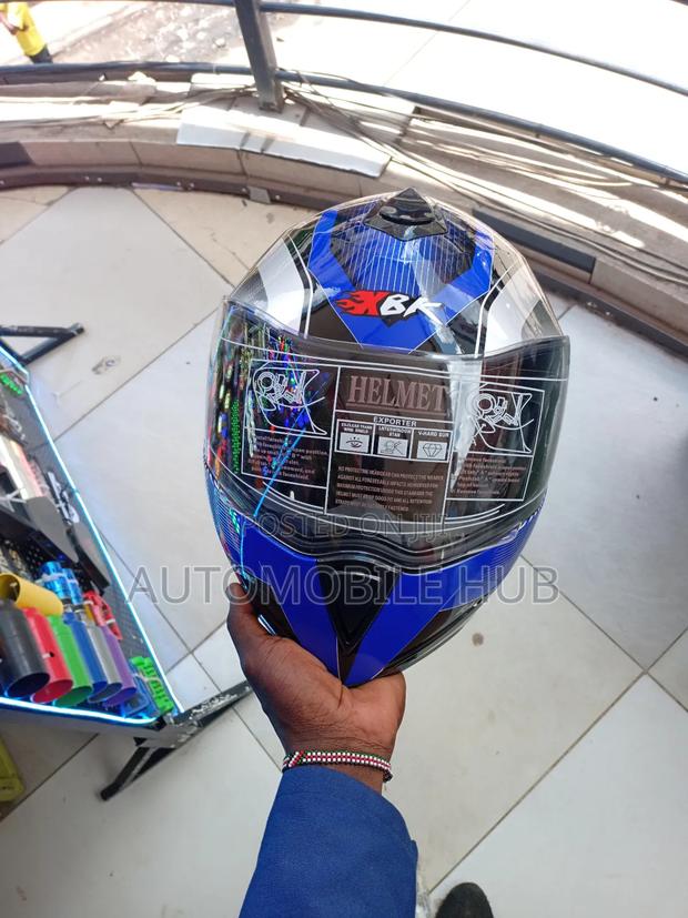 Double Visor Motorcycle Helmet – Strong, Stylish & Comfortable Helmet - thumbnail 2