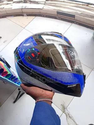 Double Visor Motorcycle Helmet – Strong, Stylish & Comfortable Helmet