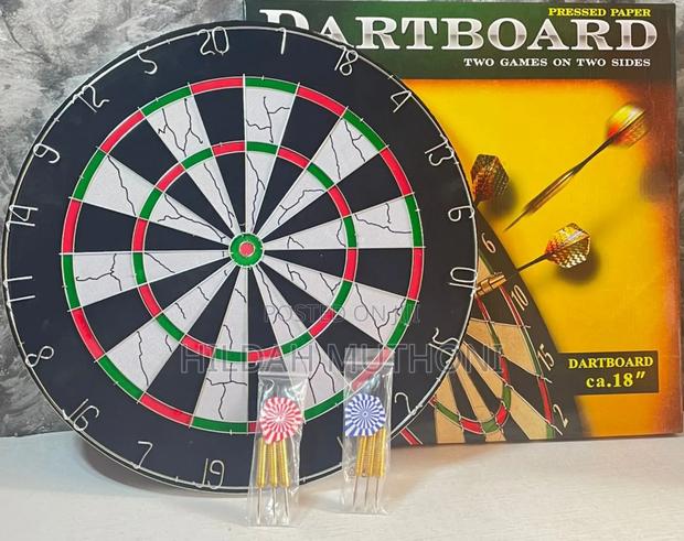 Professional Dart BoardComes With 6 Arrows