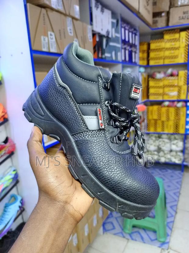 Quality Safety Boots - thumbnail 2