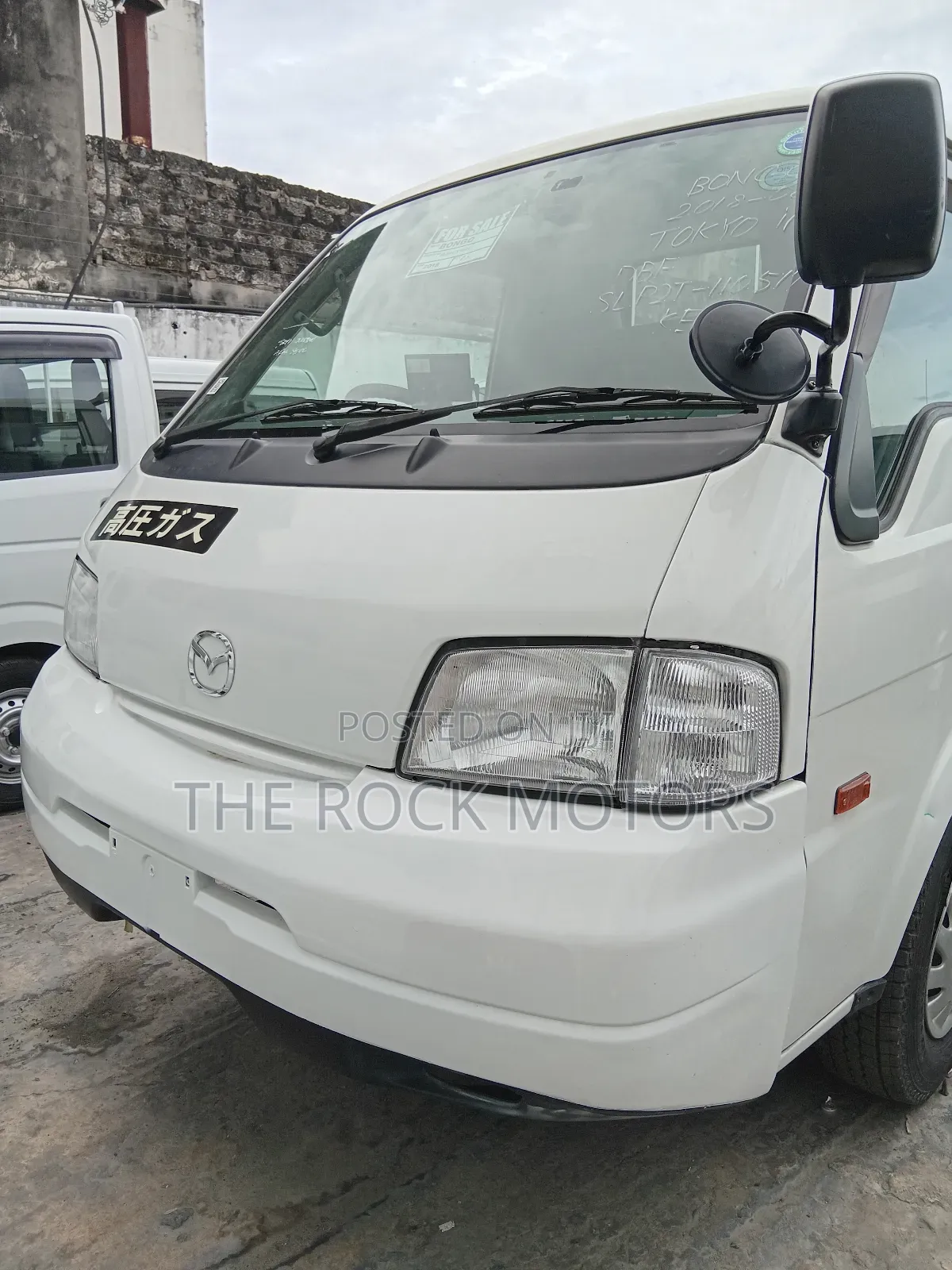 Mazda B 2019 White