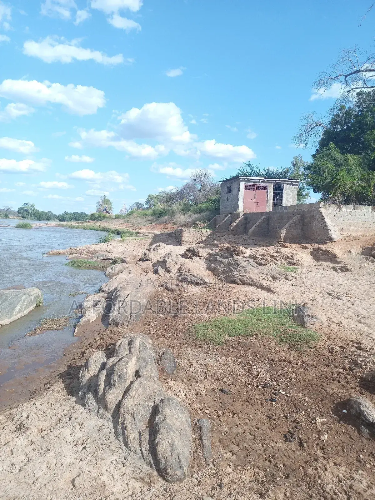 75acres Touching the River Athi at Kibwezi