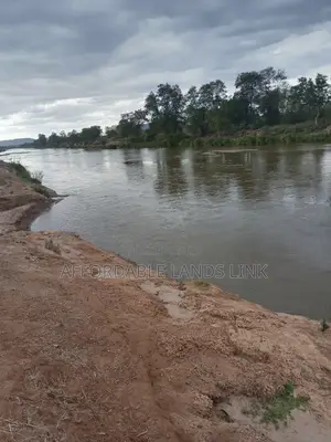 75acres Touching the River Athi at Kibwezi