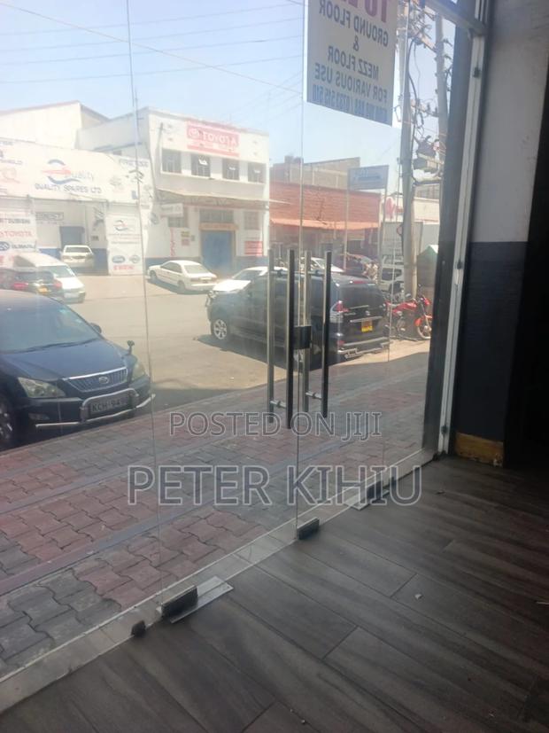 Godown to Let 5500sqft Off Baricho Road Industrial Area - thumbnail 5