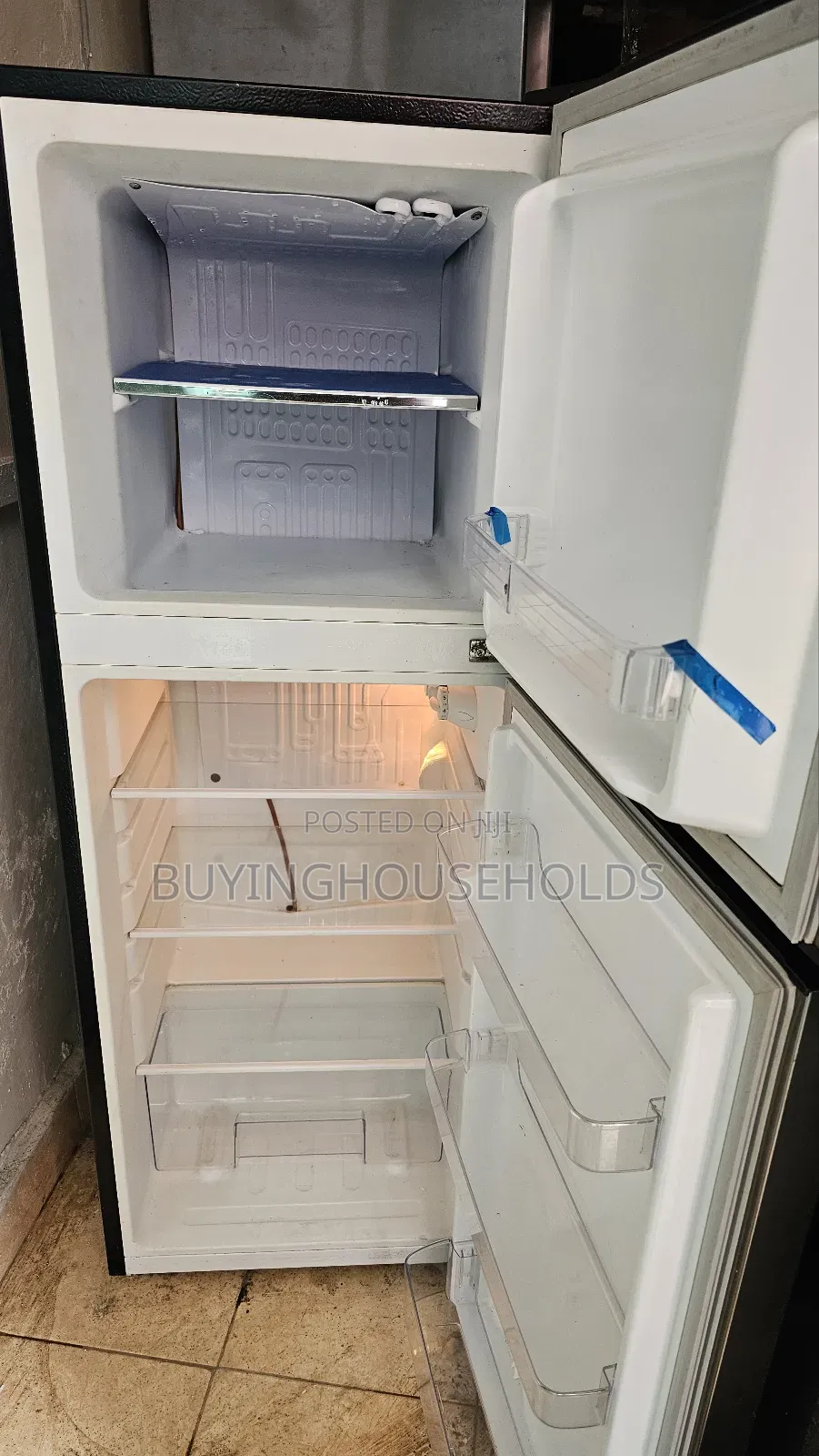 Mika 138l Fridge(Silver) Used