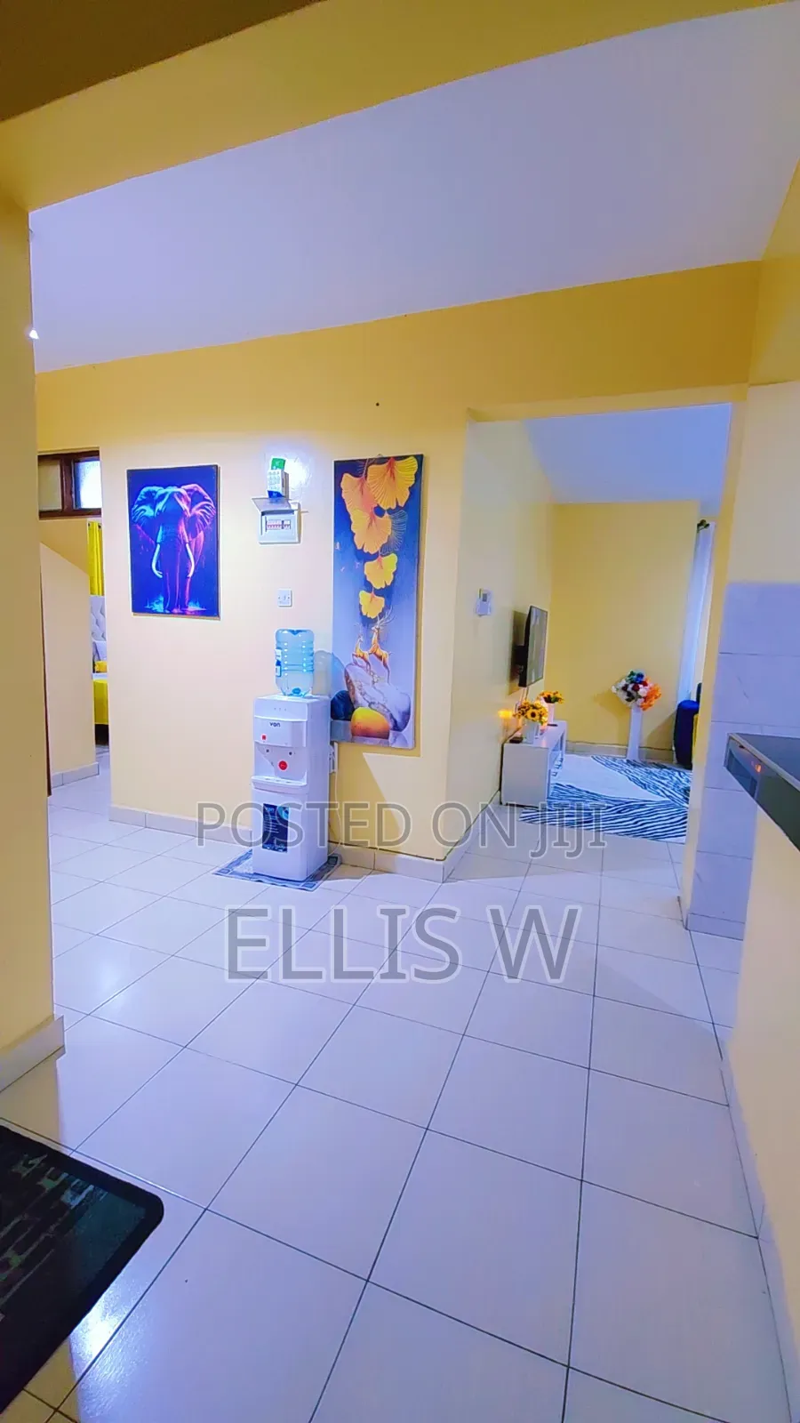 Two-Bedroom Airbnb Mombasa Bamburi, 5 Mins Drive to the Beach