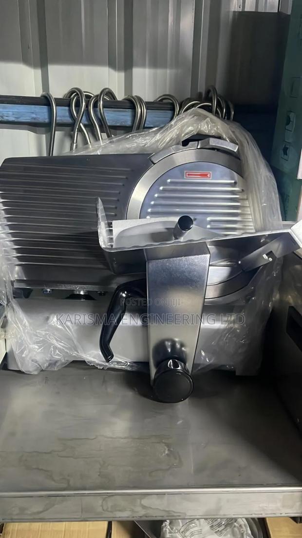 Commercial-Grade Meat Slicer Machine - main view