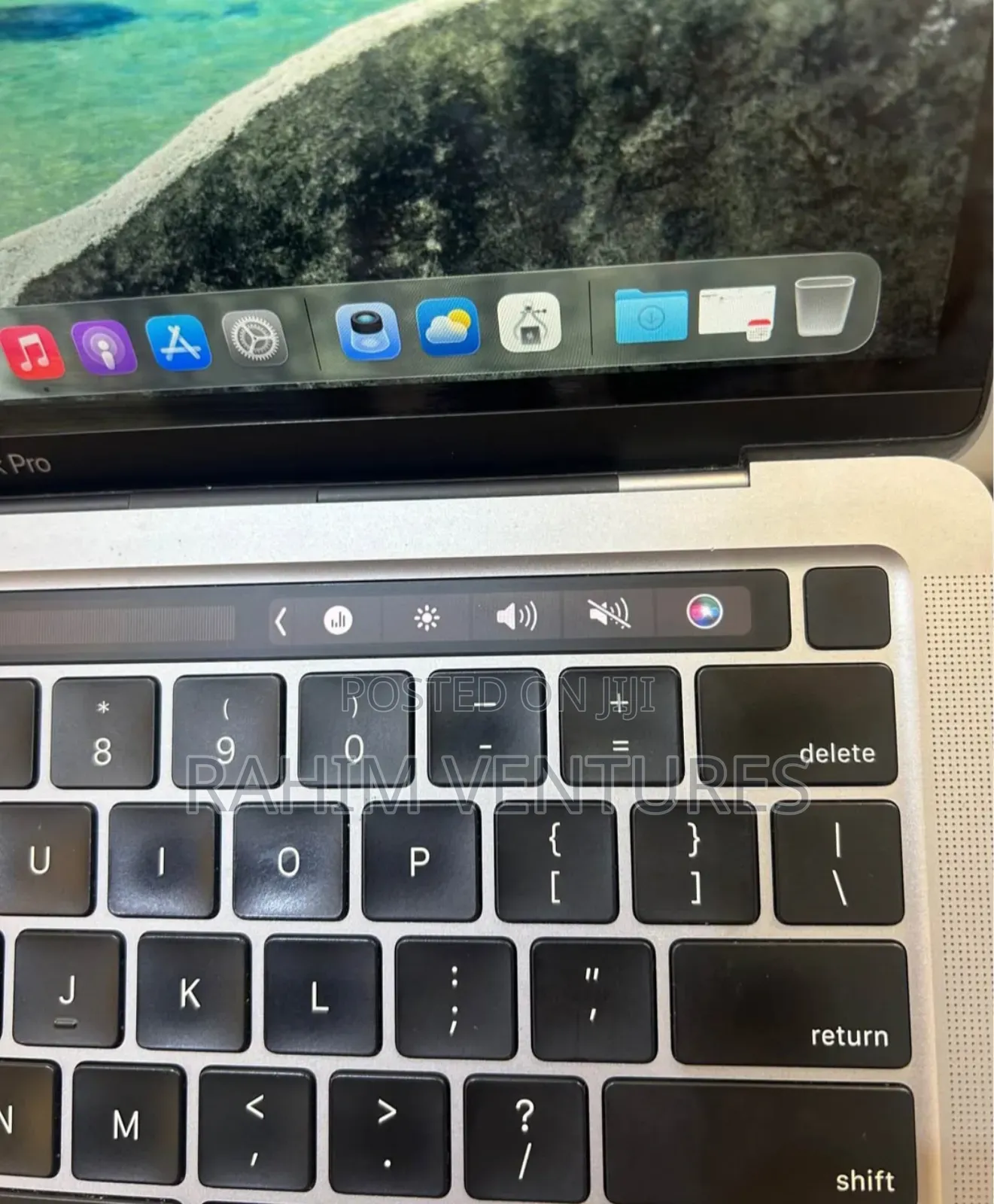 Laptop Apple MacBook 2020 32GB Intel Core i7 SSD 512GB