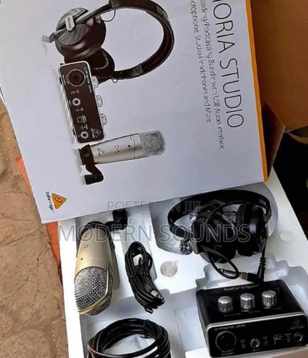 Behringer Uphoria Audio Interface - main view