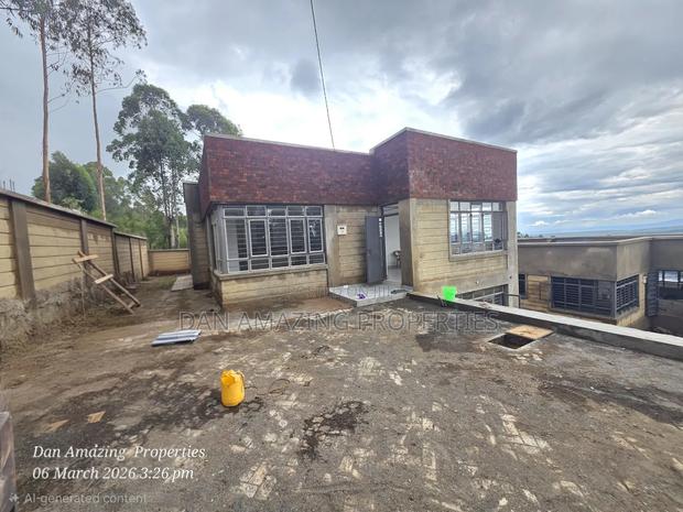 4bdrm Maisonette in Maragara Rd, Kibiku for sale - main view