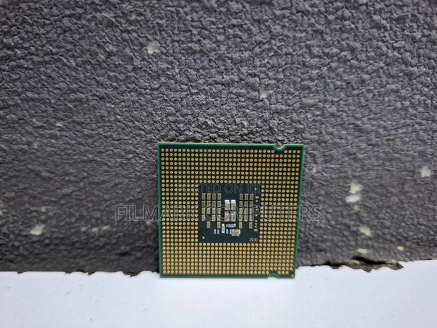 Intel Core2 Quad Q9500 Desktop Cpu Processor 6m 2.83 Ghz 1333 Mhz - thumbnail 2