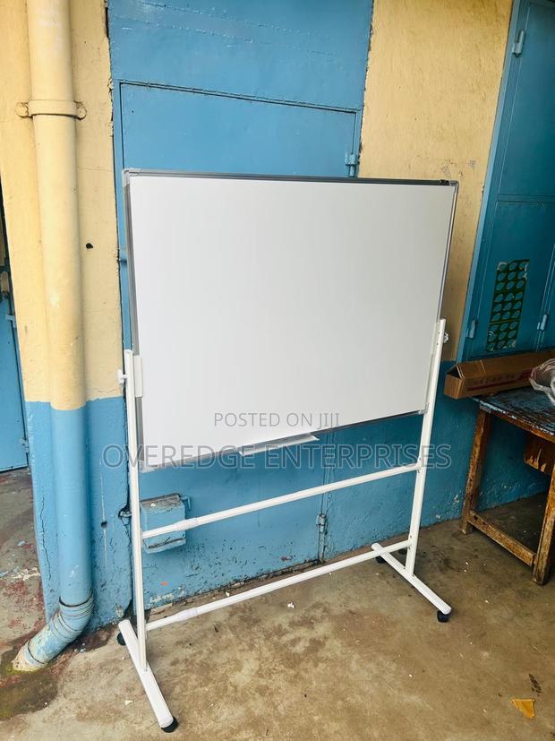 Rotatable Whiteboards and Stands 5x3ft - main view