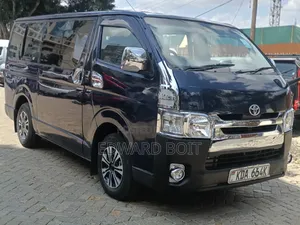 Toyota HiAce 2014 Blue