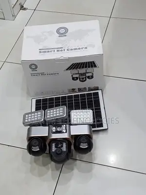Maintenance-Free 12mp 4g PTZ Multiple Lens Camera Solar Flood Light