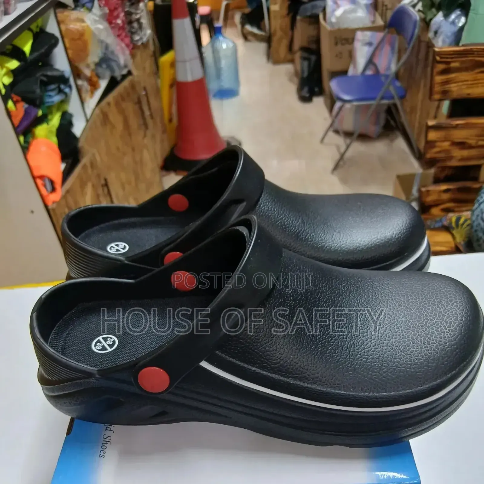 Odor Less Black Croc