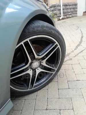 Mercedes-Benz C180 2011 Gray