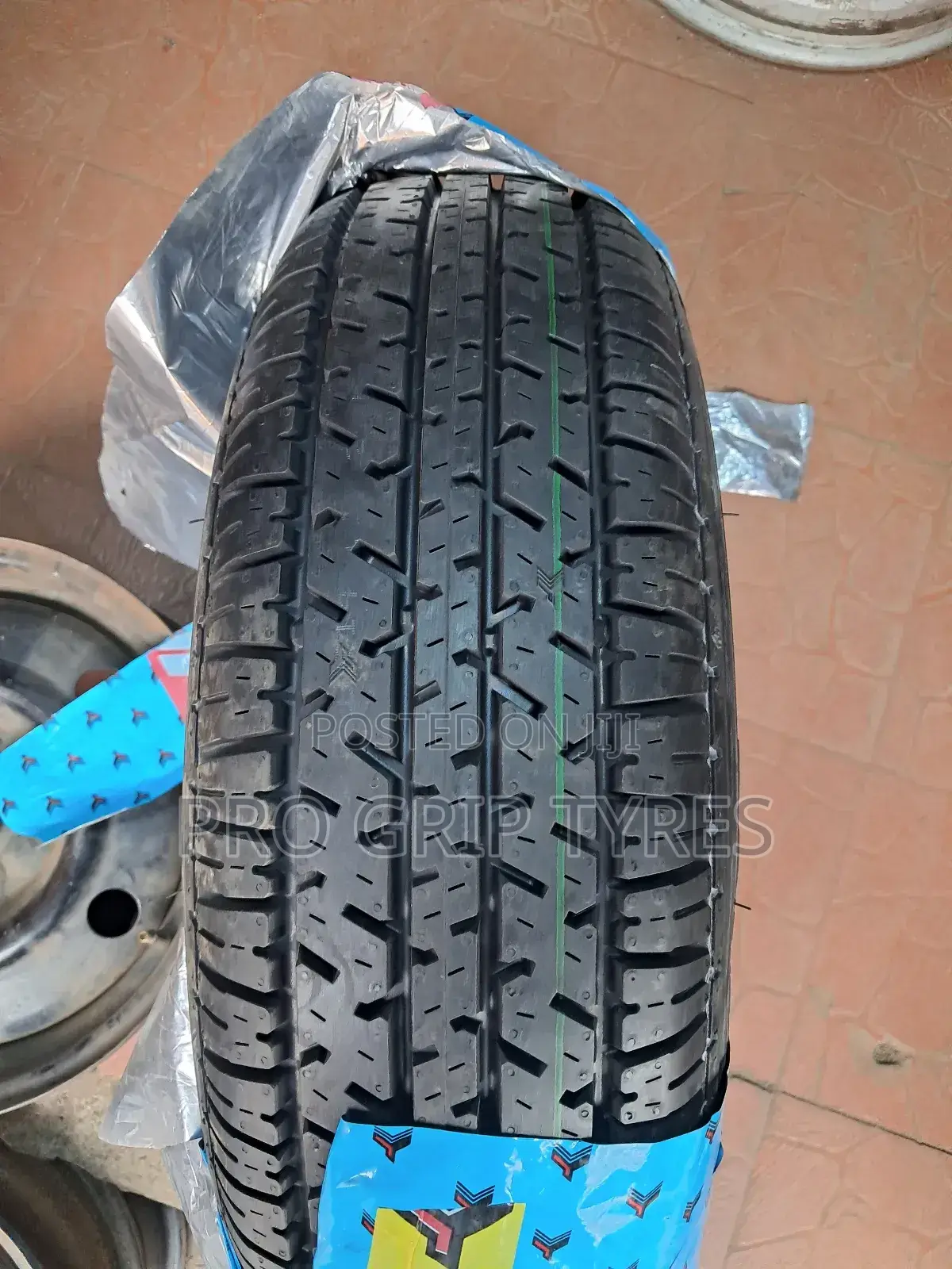 Jk Tyre (India) 195/70r14