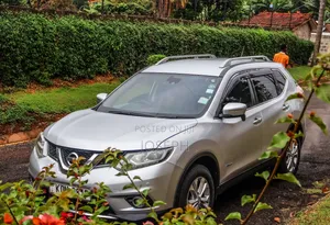 Nissan X-Trail 2015 Silver
