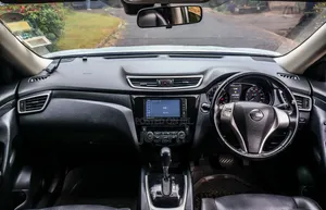 Nissan X-Trail 2015 Silver