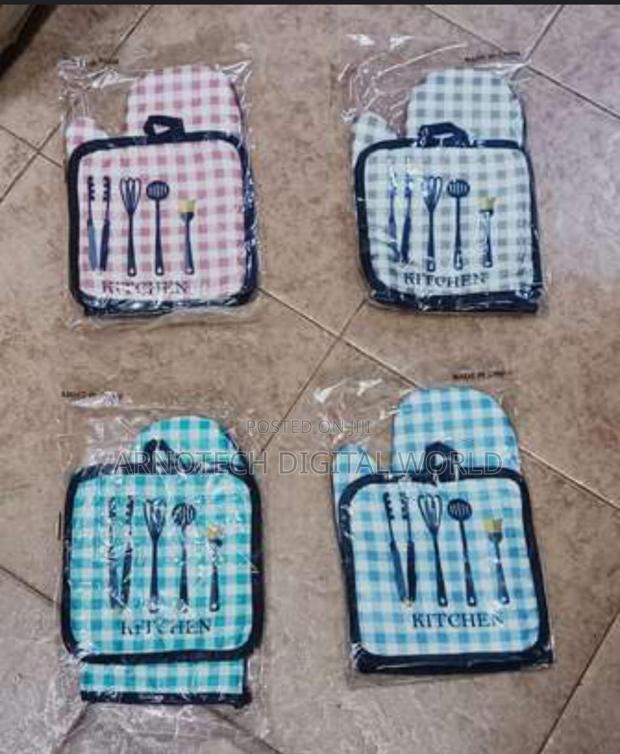 2 In 1 Kitchen Oven Gloves