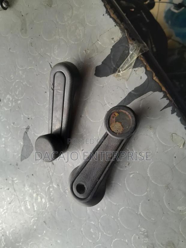 Quality Window Handles(Toyota, Isuzu, Nissan, Sahara