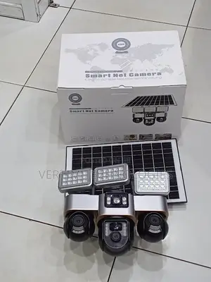 Colored Night Vision 12mp 4g Multiple Lens Camera Solar Floodlight