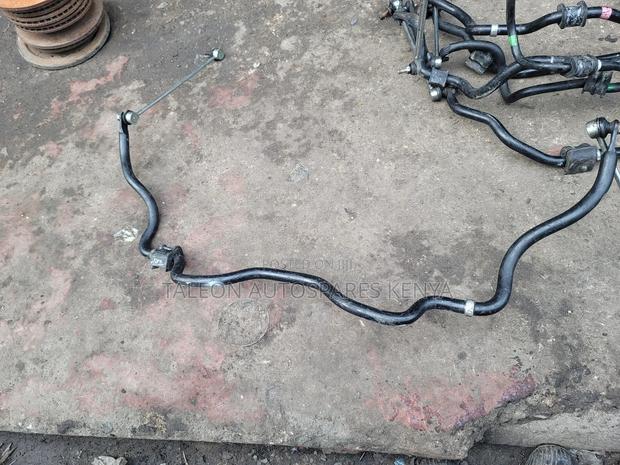 Toyota Brobox 2015 Sterbilizer Bar
