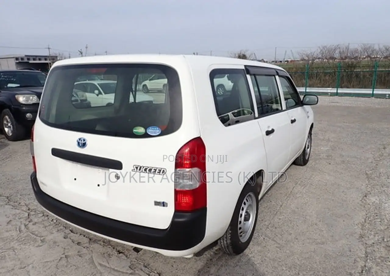 Toyota Succeed 2019 White