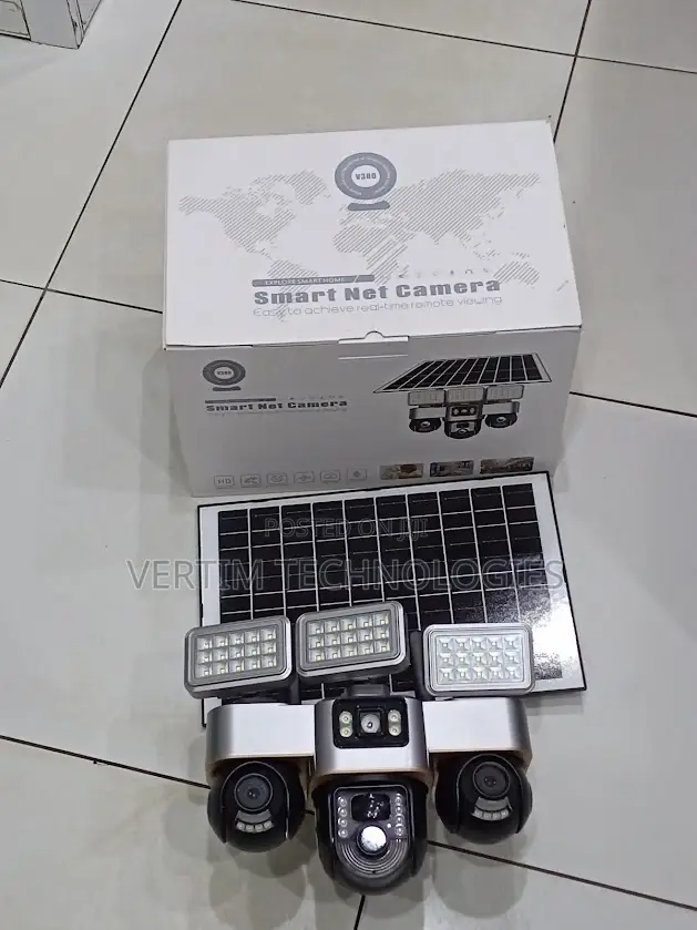 Security 12mp 4g PTZ Multiple Lens Camera With Solar Floodlight