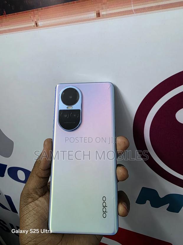 Oppo Reno10 256 GB Silver - main view