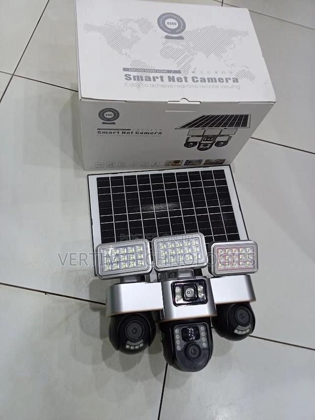 All Weatherproof 12mp 4g PTZ Multiple Lens Camera Solar Flood Light