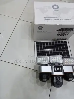 Outdoor Security 12mp 4g PTZ Multiple Lens Camera Solar Flood Light