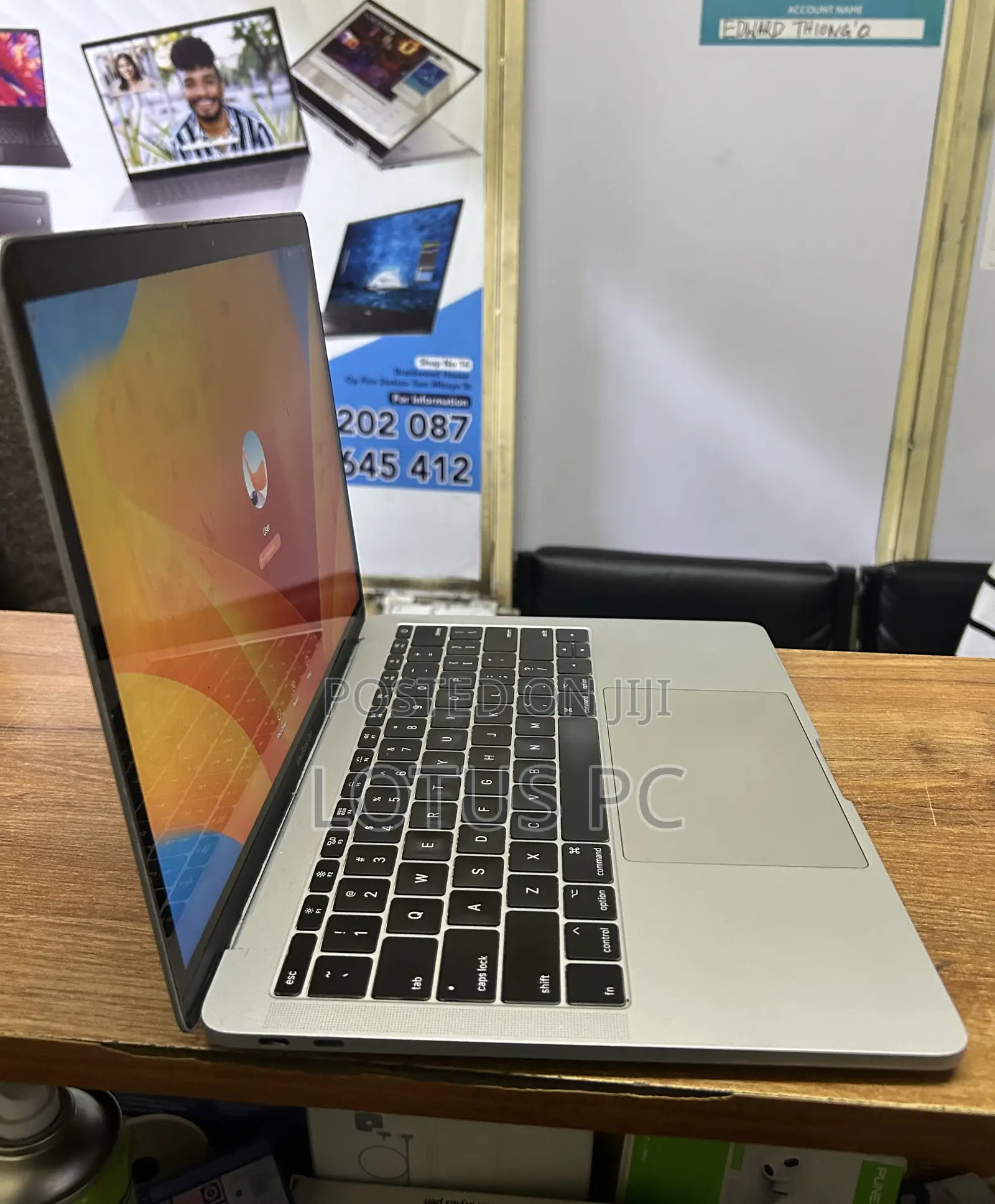 Laptop Apple MacBook Pro 2017 8GB Intel Core i5 SSD 256GB