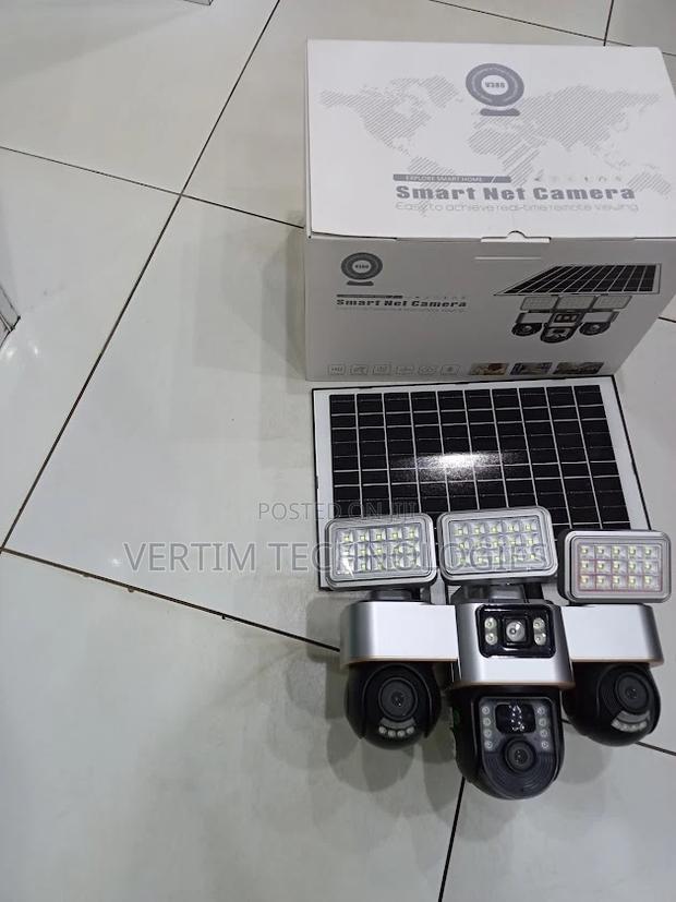Rotating 12mp 4g PTZ Multiple Lens Screens Camera Solar Flood Light