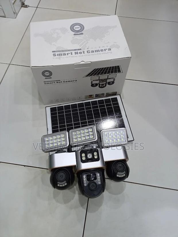 12mp 4g PTZ Multiple Lens Screens Solar Camera With Solar Flood Light