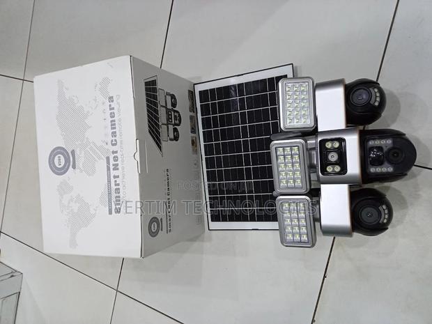 Pir Human Detection 12mp 4g PTZ Multiple Lens Solar Camera Flood Light