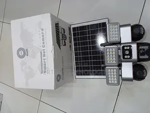 Waterproof 4g PTZ Multiple Lens Screens Camera Solar Flood Light