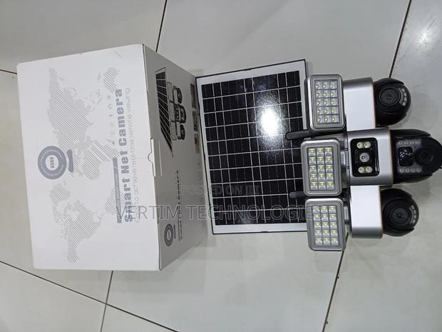 Secure Cloud Storage Support 12mp 4g PTZ Camera With Solar Flood Light - main view