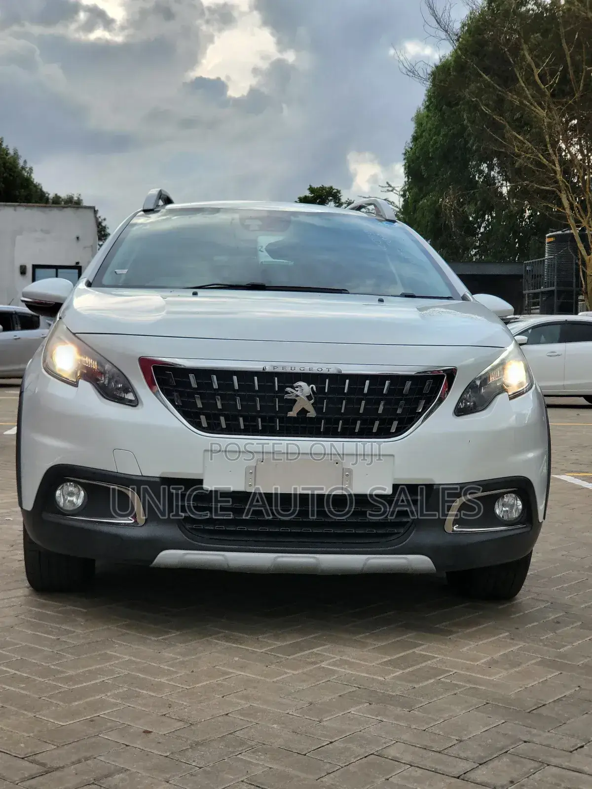 Peugeot 2008 1.2 PureTech (155 Hp) 2019 White