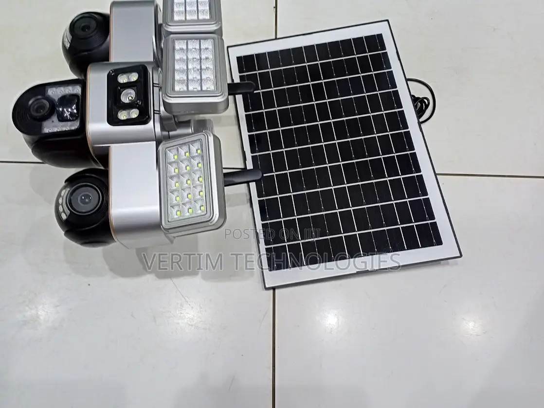 Stable Performance 12mp 4g PTZ Multiple Lens Camera Solar Flood Light