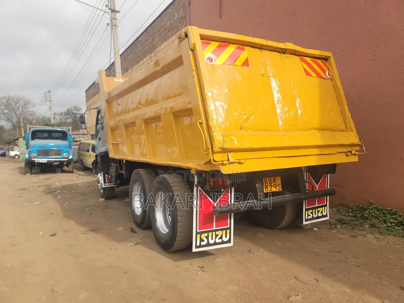 Isuzu FVZ Tipper 2012 Gray
