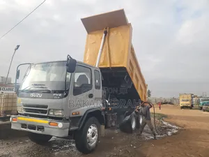 Isuzu FVZ Tipper 2012 Gray