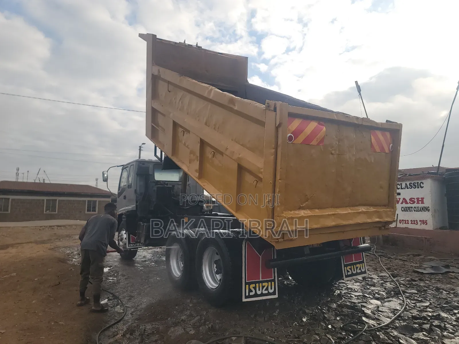 Isuzu FVZ Tipper 2012 Gray