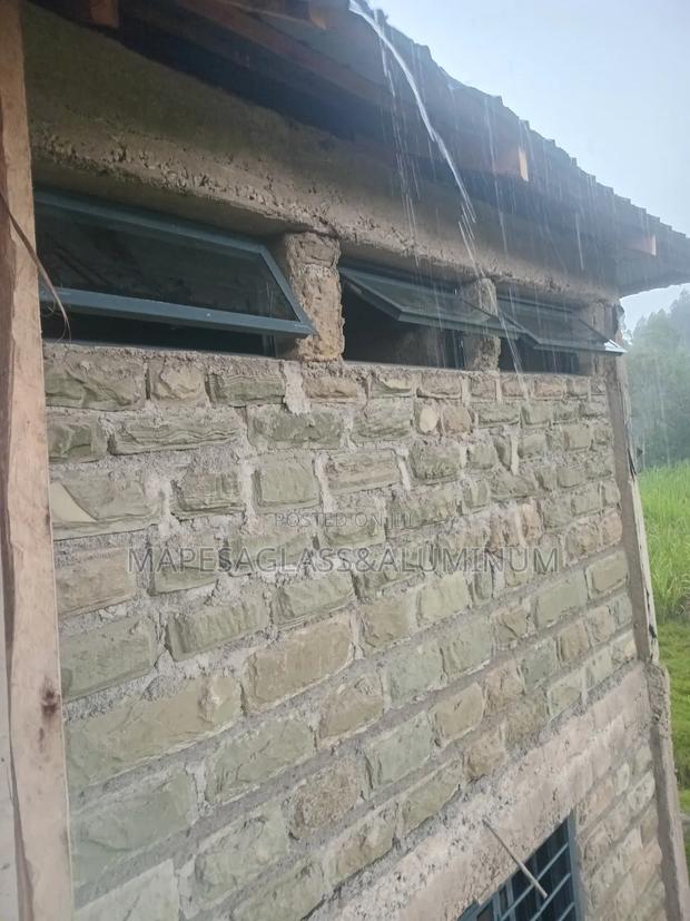 Aluminium Sliding Window - thumbnail 3