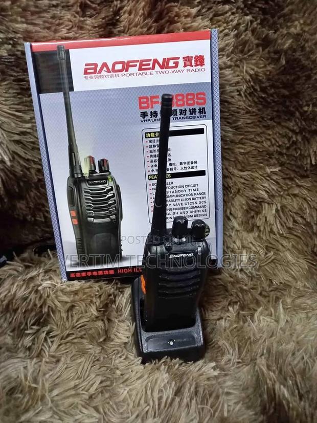 Baofeng Bf-888s 16channel Walkie Talkie Durable Long Range Transceiver - thumbnail 2